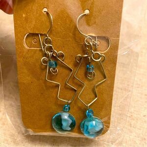 NWT boho wire and glass blue marbled geometric tribal dangle earrings hook backs
